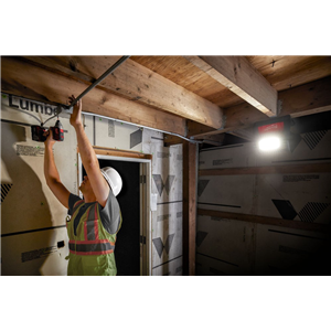 MM LAMPA OŚWIETLENIA STREFOWEGO 4000lm M18 HOAL-0