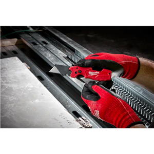 MO Kompaktowy nóż 6w1 FASTBACK