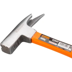 Młotek ciesielski, trzonek fiberglass, 600 g, z magnesem